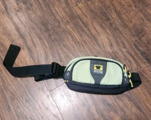 Mountainsmith Vibe II 2 Fanny Pack Waist Pouch Hiking Day Wallet Green Lumbar Ba - Picture 1 of 9