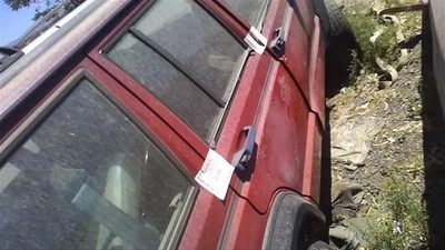Passenger Right Rear Side Door Manual Fits 84-93 CHEROKEE 26013671 Foto 1 de 4