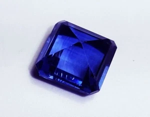 Magnifique tanzanite de 9,80 carats avec certificat. - Photo 1/4