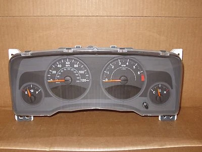 2008 08 Jeep Patriot Compass Speedometer Cluster --- 26K - Image 1 of 4