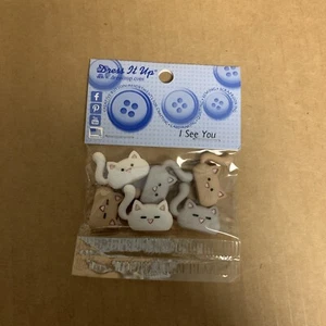 Dress it Up Cat Buttons - Picture 1 of 2