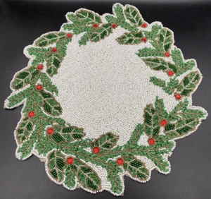 CYNTHIA ROWLEY Red Green 15” Beaded Christmas Wreath Shaped Placemat Charger NEW - Picture 1 of 8