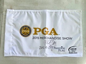 2012 CY YOUNG PITCHER  R.A. DICKEY AUTOGRAPHED PGA GOLF FLAG  NEW YORK METS  C15 - Picture 1 of 2