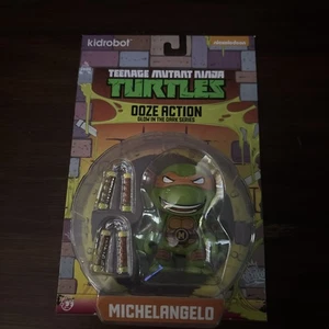 TMNT Series 1 Michelangelo 3" Vinyl Figure | Loot Crate | KIDROBOT New In Box - Picture 1 of 5