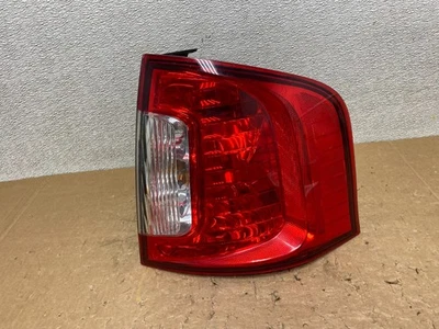 Luz trasera lateral derecha Ford Edge 2011 2012 2013 2014 pasajero V6060 DW Foto 1 de 4