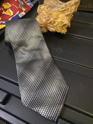 BANANA REPUBLIC Designer 100% Silk Tie Men's Classic Brown - Image 1 of 3