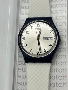 Uhr Original SWATCH Gent WHITE DELIGHT (GN720)-Datum/Wochentag-wie NEU! L@@K!!!! - Picture 1 of 6