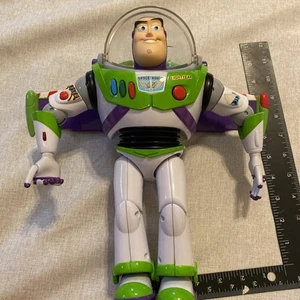 Toy Story Buzz Lightyear Disney Pixar 12" FUNKTIONIERT 2-AA Batterien nicht enthalten - Bild 1 von 15