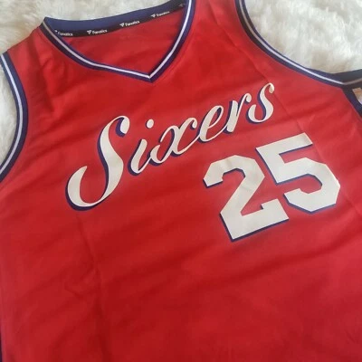 Camiseta Philadelphia 76ers Ben Simmons #25 Fanatics NBA Sixers vermelha azul tamanho médio - Imagem 1 de 4