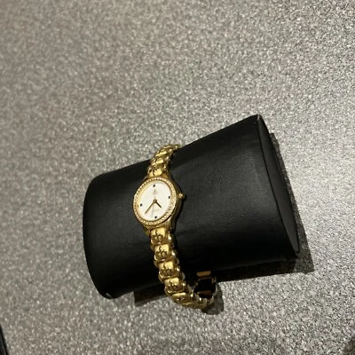 Reloj para damas ultra raro Brooks&Bentley Queen Elizabeth II enchapado en oro hecho en Suiza Foto 1 de 4