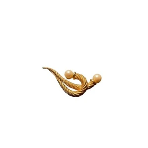 Golden Vintage rope style brooch with faux pearls 3 inches long and 1 inch wide - Picture 1 of 9
