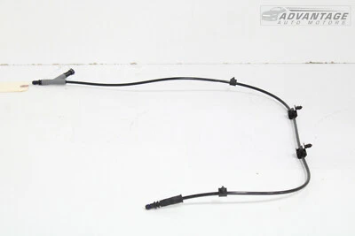 2018-2021 CHEVROLET TRAVERSE REAR LEFT SIDE WINDSHIELD WIPER WASHER HOSE OEM - Image 1 of 4