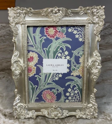 Marco de fotos Laura Ashley LARSON CHAMPAGNE 5X7 adornado metálico nuevo Foto 1 de 4