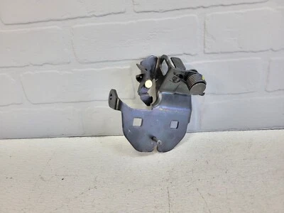 Cadillac STS 2005-2011 conjunto de liberación de bloqueo de cierre de tapa inferior trasera OEM Foto 1 de 4