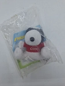 Vintage McDonalds Happy Meal La Casita Feliz Snoopy Peanuts Joe Cool Toy 1999 - Picture 1 of 5