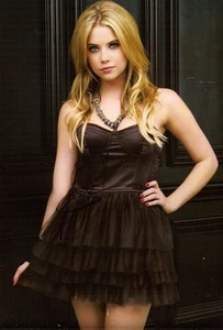 Asley Benson SIGNIERTES 8x12 Foto Pretty Little Liars NICHT NEUWERTIG COA  - Bild 1 von 1