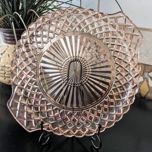 Pink Diamond Pattern Cake Plate - Picture 1 of 2