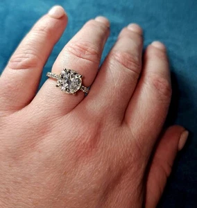 4 Carat Round Moissanite Gold Ring - Picture 1 of 5