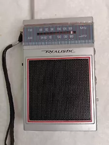 RadioShack REALISTIC AM FM POCKET RADIO 12-719 works! w/battery Great condition! - Picture 1 of 5