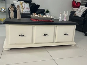 Solid Refurnished timber coffee table in very good condition - Picture 1 of 2