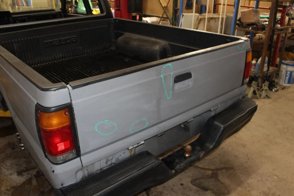 87-93 Mazda B-2600 Gray Tailgate - Image 1 of 4
