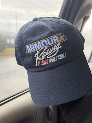 Sombrero de carreras de armadura vintage Foto 1 de 2