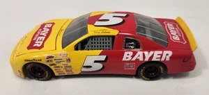 1996 Terry Labonte #5 Bayer Aspirin NASCAR 1/18 Diecast Racing Champions - Picture 1 of 5