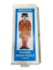 Puzzle en bois Beefeater - Photo 1/10