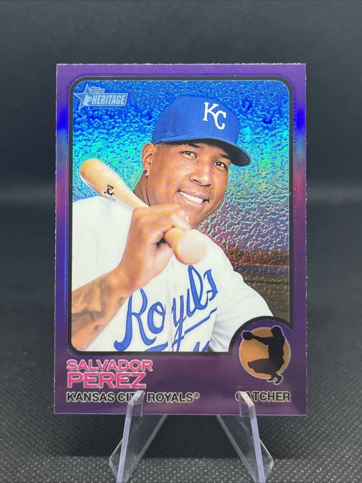 2022 Topps Heritage Salvador Perez Chrome Purple Refractor #267 Royals - Image 1 of 1