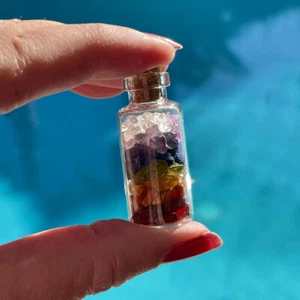 Natural 7 Chakra Crystal Glass Wishing Bottle Chips Gemstone Healing Reiki Gift - Picture 1 of 7