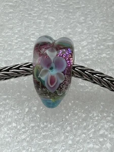 MANDY RAMSDELL Herzförmige Lampwork Bead. Trollbeads Armband nicht enthalten. Neu - Bild 1 von 4