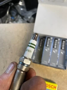 10 Bosch Super Spark Plug HLR8STEX Vauxhall Zafira Vx220 Vectra Astra Fiat Croma - Picture 1 of 6