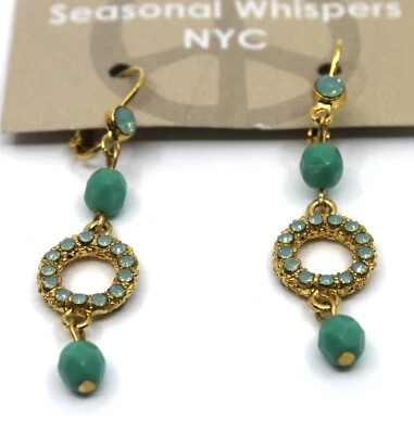 Pendientes colgantes de oro con cuentas azules y cristales de Swarovski de temporada Foto 1 de 4