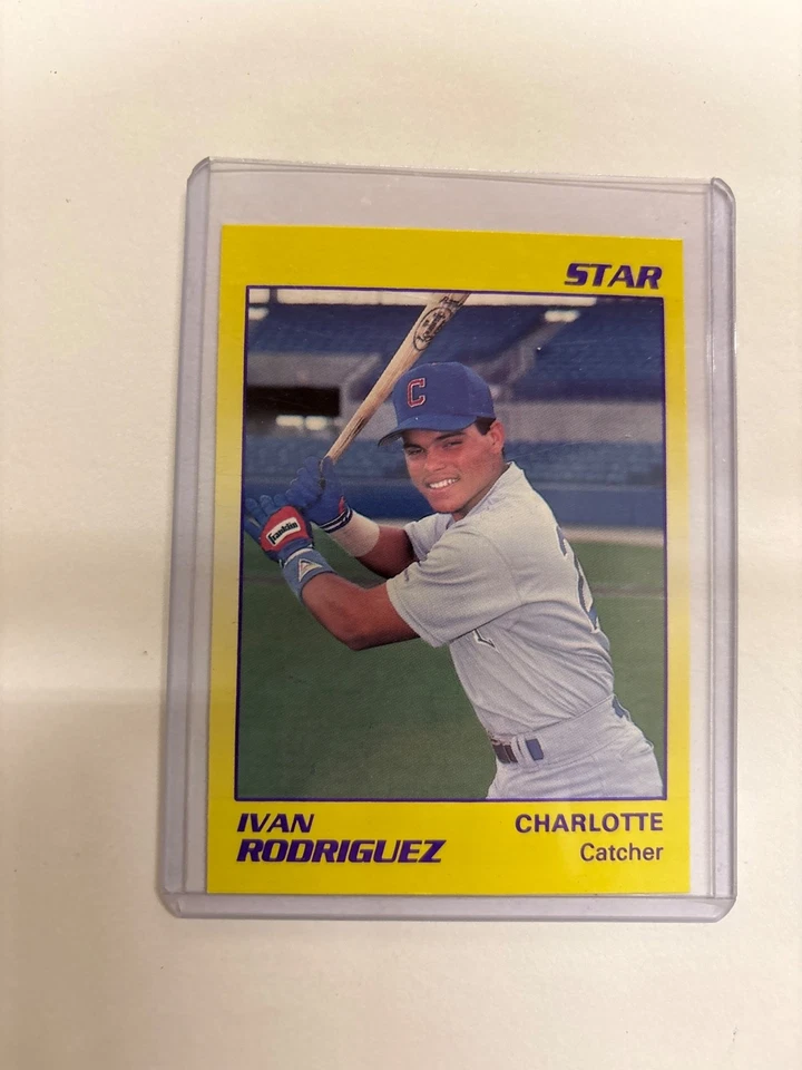 1990 Star #26 Ivan Rodriguez - Image 1 of 1
