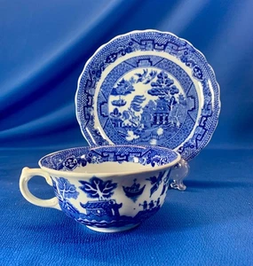 ALLERTONS, ENGLAND WILLOW PATTERN CUP AND SAUCER - Picture 1 of 4