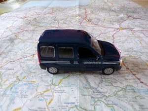 Renault Kangoo Gendarmerie Norev 1/43 - Picture 1 of 2
