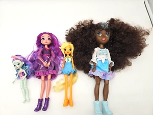  EQUESTRIA GIRLS APPLEJACK, B-Kind Koral, Enchantimals Peacock, Star Darlings  - Bild 1 von 6