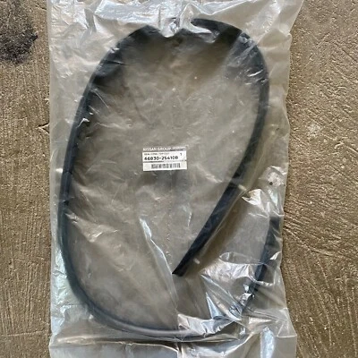 97-04 Original Nissan Navara D22 Frontier Top Capucha Sello Goma Foto 1 de 4