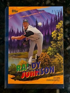 2023 Topps Bob Ross RANDY JOHNSON dipinto gli angoli giallo indiano SSP /25 - Foto 1 di 3