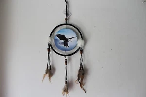 DREAMCATCHER INDIAN FEATHERS WOOD BEADS EAGLE FLYING SOARING SKY (CR27) - Picture 1 of 2