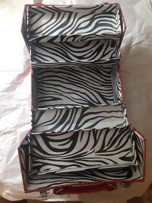 Faux Croc Red Vinyl Train Case – Zebra-Lined Folding Makeup Jewelry Box 11x8x8.5 - Image 1 of 4
