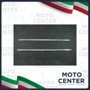 COPPIA LISTELLI FISSAGGIO TAPPETINO CENTRALE PIAGGIO VESPA PX 125 150 200 ('77-' - Imagen 1 de 1