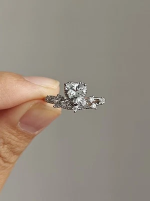 Aquamarine  heart shaped tiara Adjustable Silver Plated Ring - Image 1 of 4