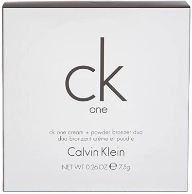 CK One Crema + Polvo Bronceador Duo 0.26 OZ Profundamente Bronceado 400 Foto 1 de 2