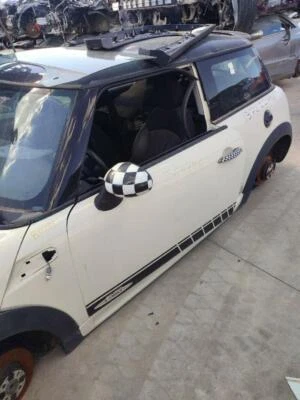 Sin ref aletín trasero izquierdo para MINI (R56)(2006-&GT;) 2006 266237 - Imagen 1 de 4