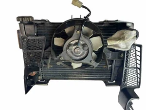 RADIADOR HONDA MAGNA V45 750C 1982-83 CON VENTILADOR 19010-MB0-003 - Imagen 1 de 9