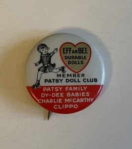 EFFANBEE MEMBRO PATSY DOLL CLUB RARA VERSIONE PINBACK BOTTONE FANTASTICO 🥰 CLIPPO - Foto 1 di 2