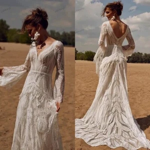 Abiti da sposa Boho scollo a V maniche lunghe pizzo senza schiena A-Line treno abiti da sposa - Foto 1 di 8
