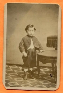 CDV Wellsville, OH, Portrait eines kleinen Jungen nach Blättern, ca. 1860er Bodenstempel - Bild 1 von 3