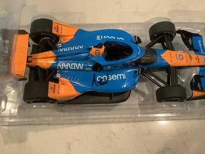 诺兰·西格尔亲笔签名 2025 箭头 MCLAREN NTT 数据压铸和亲笔签名卡 — 第 1/4 张图片